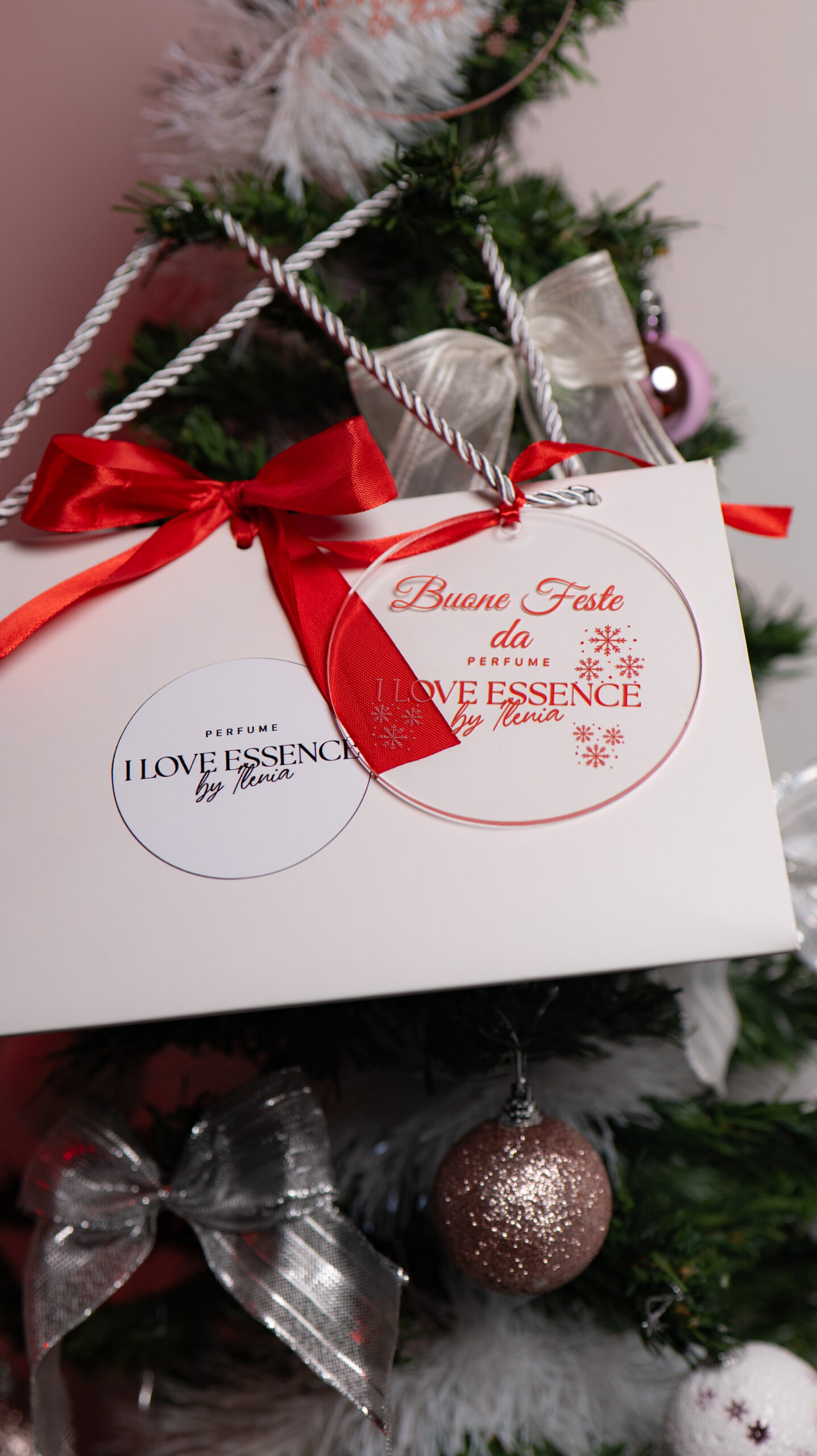 Box Natalizia I Love Essence – Edizione Limitata Personalizzabile